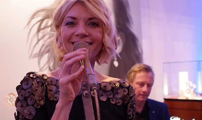 2lounge ist Ihr Trio für exklusive Firmenevents, Empfänge, Get Togther mit Livemusik und Hintergrundmusik im stilvolles Ambiente.