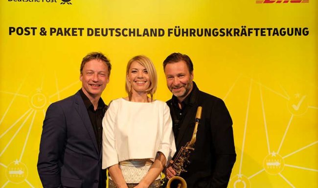 2lounge ist Ihr Trio für exklusive Firmenevents, Empfänge, Get Togther mit Livemusik und Hintergrundmusik im stilvolles Ambiente.